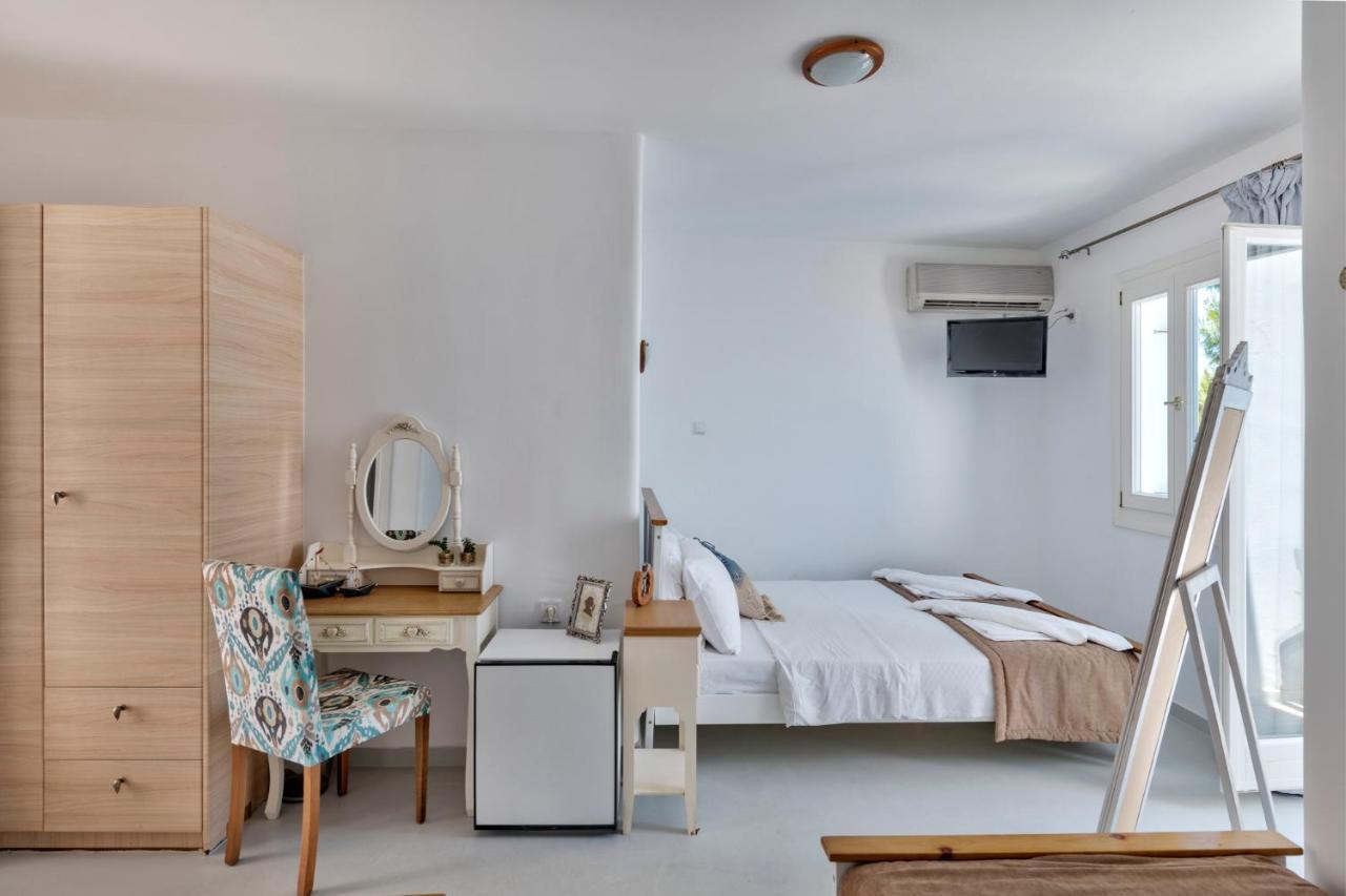 "Di Mare" Hotel & Suites Posidhonía Exteriör bild